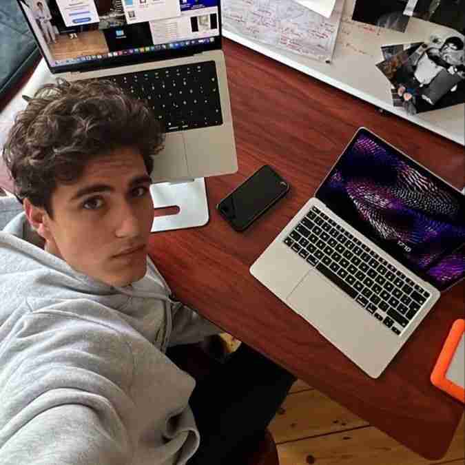 Alex Chen - Computer Science student using CourseCheetah